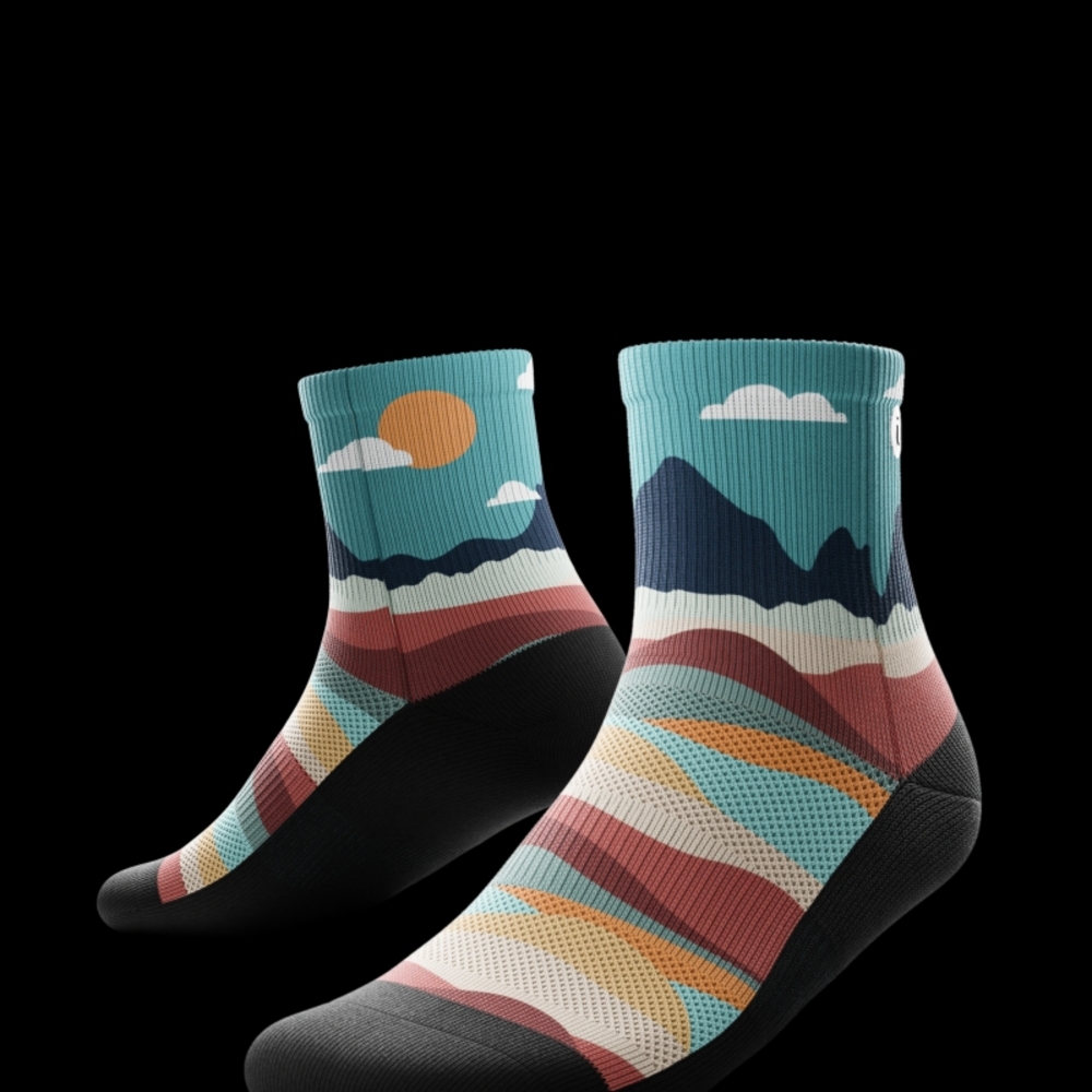 NWT - OUTWAY - Colorful Mountain Design Performance Men's Socks